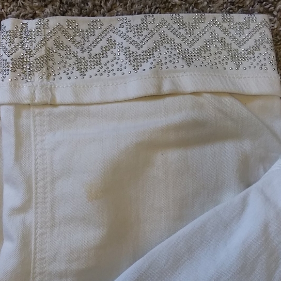 Capris - Picture 2 of 6